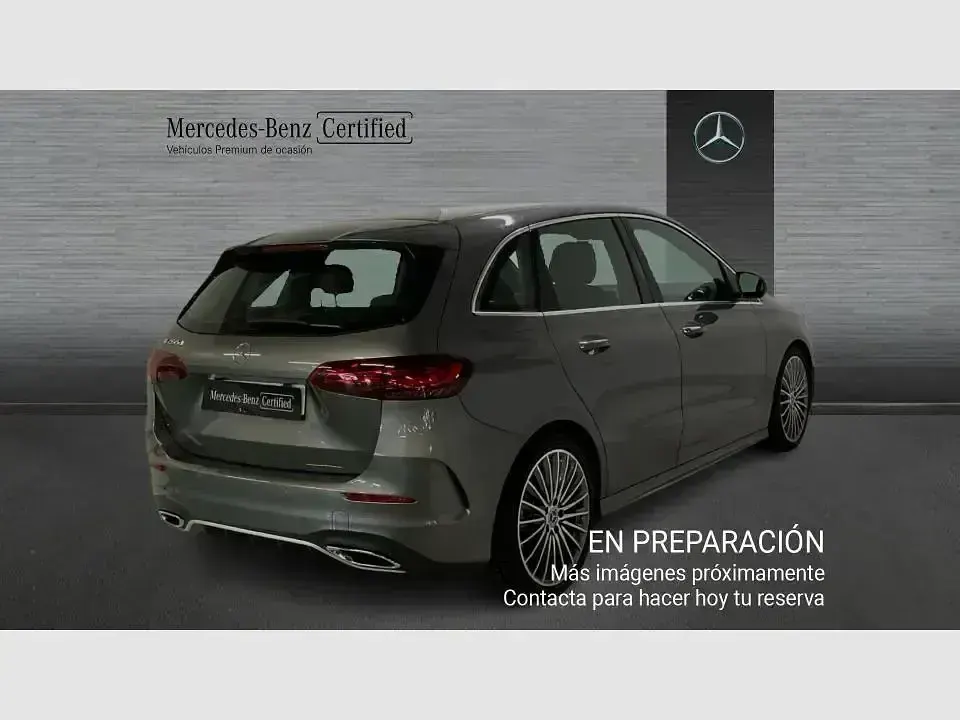 Usado Mercedes B200 150 CV (110 kW) 2025 Gris Utilitario