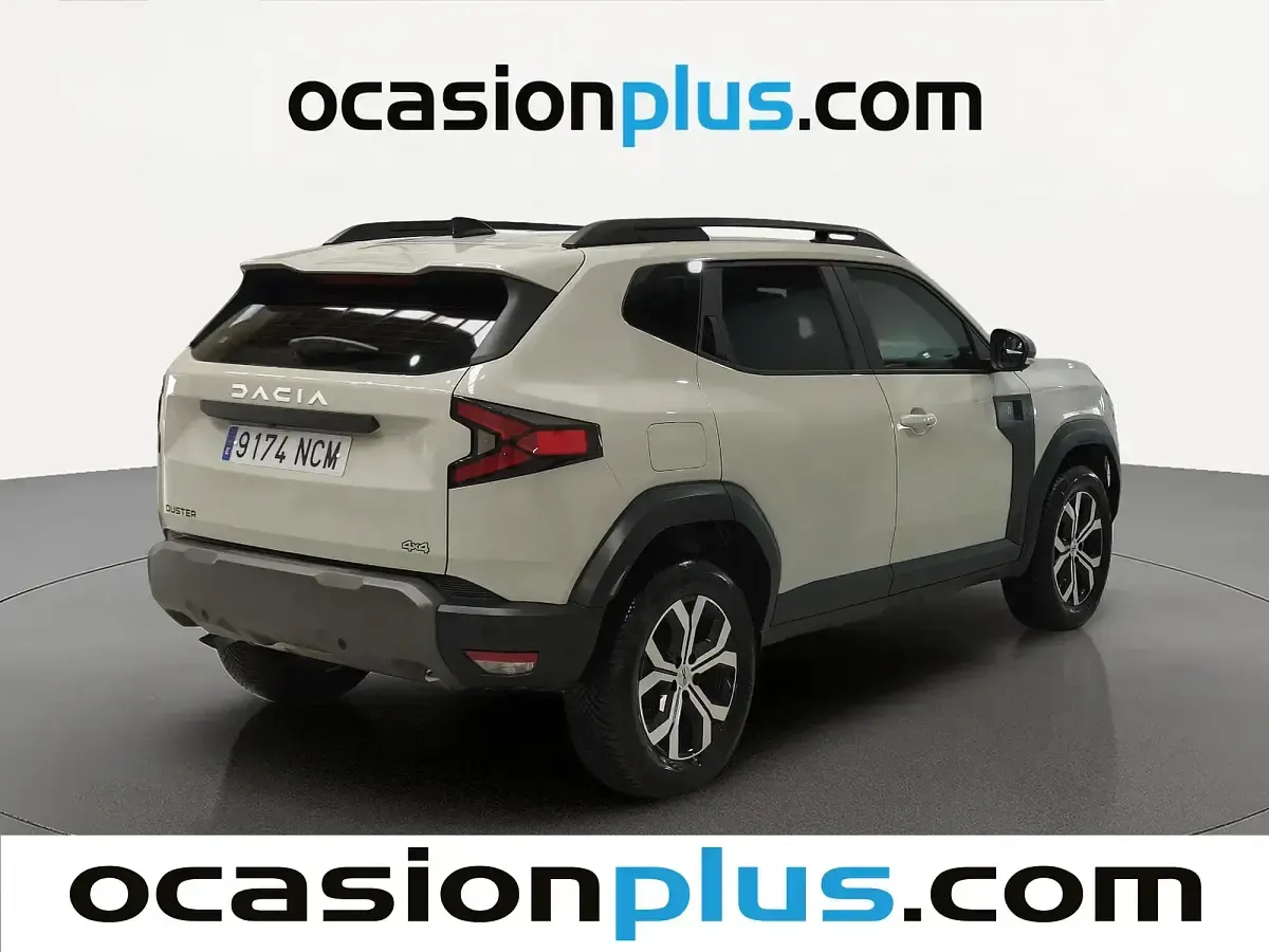 Usado Dacia Duster Expression 130 CV (95 kW) 2025 Beige Pickup/Camioneta