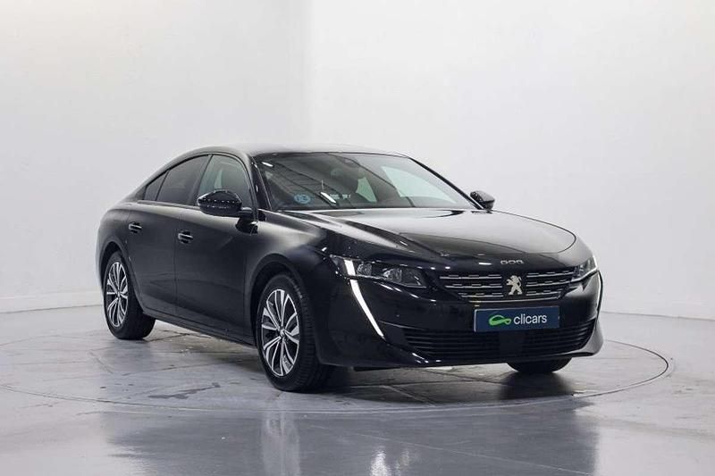 Usado Peugeot 508 Allure 131 CV (96 kW) 2022 Negro Berlina