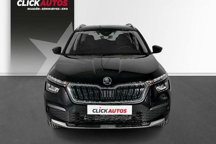 Usado Skoda Kamiq Ambition 110 CV (80 kW) 2023 Gris SUV