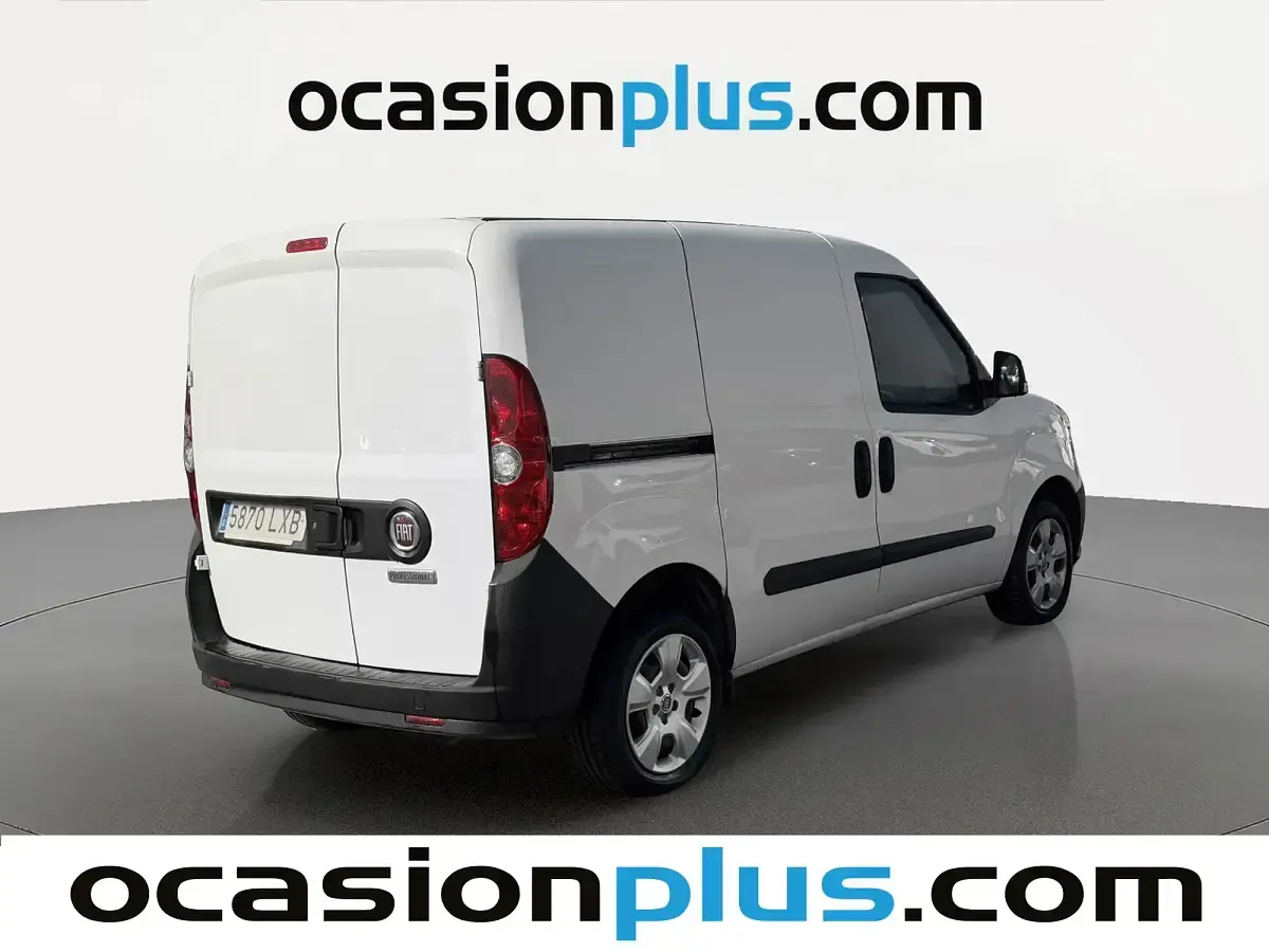 Usado Fiat Doblò 95 HP (69 kW) 2022 Branco Monovolume