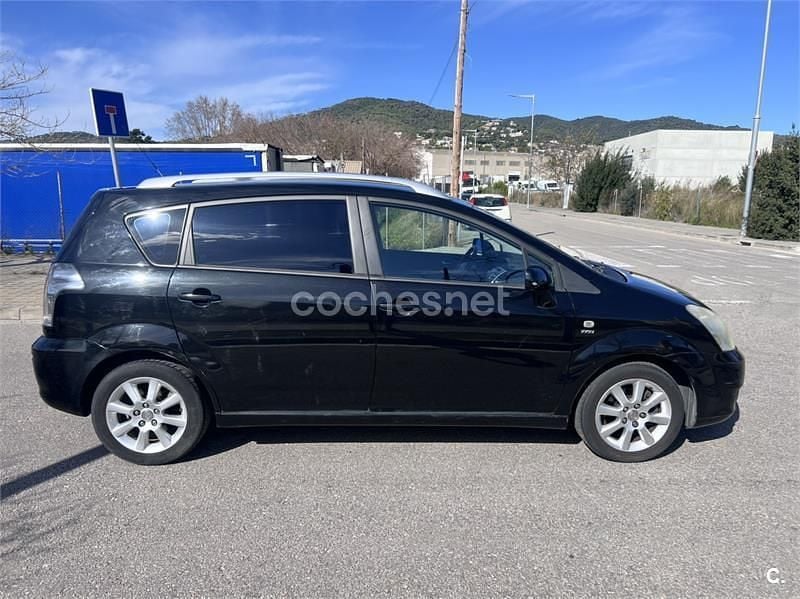 Usado Toyota Corolla Verso Luna 129 CV (94 kW) 2005 Negro Monovolumen