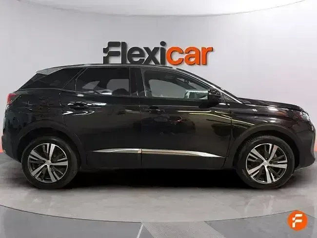 Usado Peugeot 3008 GT 130 CV (95 kW) 2024 Negro SUV