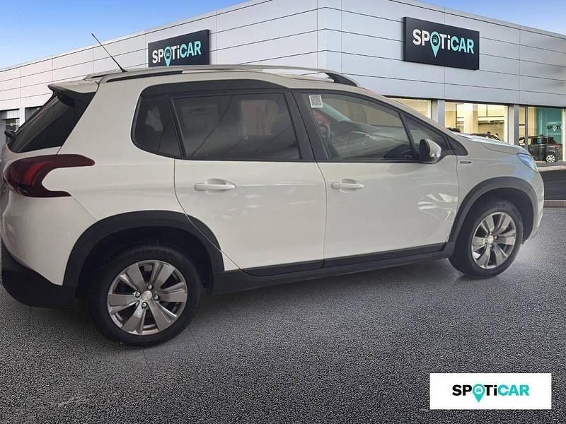Usado Peugeot 2008 Signature Sky 82 CV (60 kW) 2019 Blanco SUV