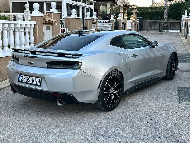Usado Chevrolet Camaro 405 CV (297 kW) 2015 Gris / plata Coupe