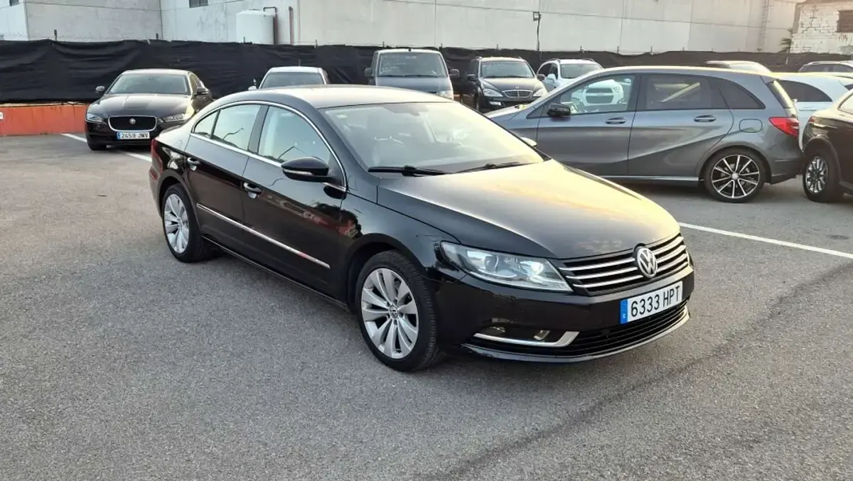 Usado VW CC 140 CV (102 kW) 2013 Negro Berlina