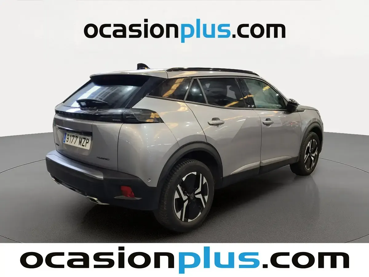 Usado Peugeot 2008 Allure 145 CV (106 kW) 2025 Gris SUV