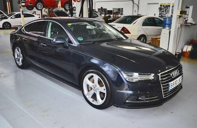 Usado Audi A7 Sportback 333 CV (244 kW) 2016 Azul Utilitario
