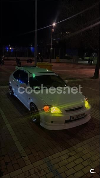 Usado Honda Civic LS 114 CV (83 kW) 1997 Blanco Berlina