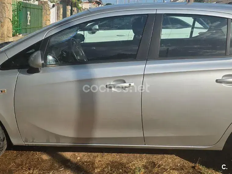 Usado Opel Corsa Color Edition 90 CV (66 kW) 2018 Blanco Utilitario