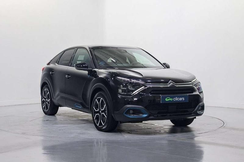 Usado Citroën e-C4 Shine 100 kW (136 CV) 2023 Negro Berlina