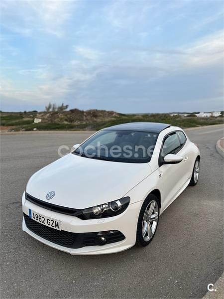 Usado VW Scirocco 140 CV (102 kW) 2010 Blanco Coupe