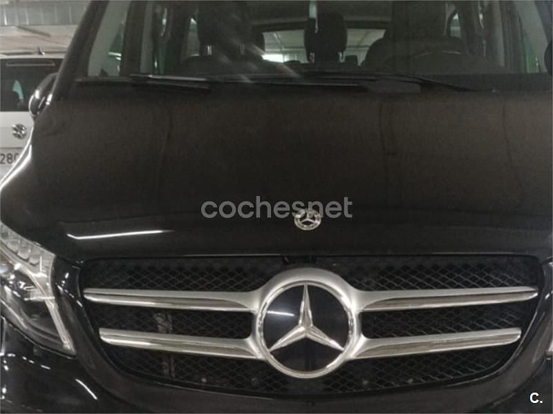 Usado Mercedes V220 Avantgarde 163 CV (119 kW) 2021 Negro Monovolumen