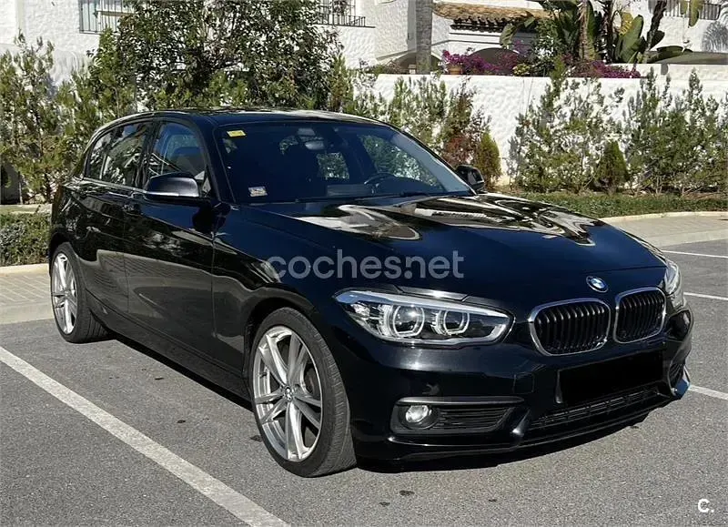 Usado BMW 118 143 CV (105 kW) 2015 Negro Utilitario