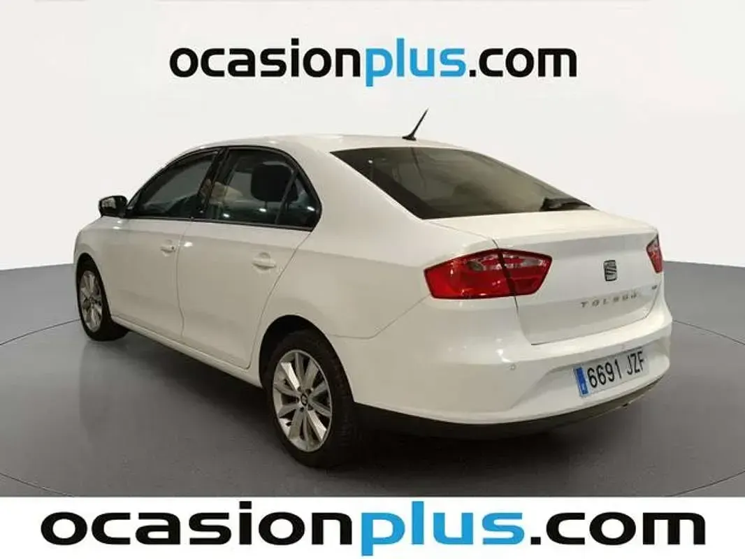 Usado Seat Toledo Reference 90 CV (66 kW) 2017 Blanco Utilitario