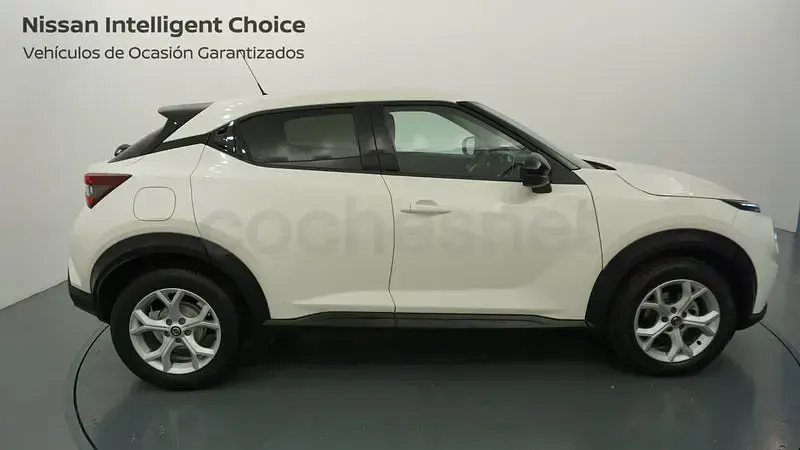 Usado Nissan Juke Acenta 114 CV (83 kW) 2022 Amarillo SUV
