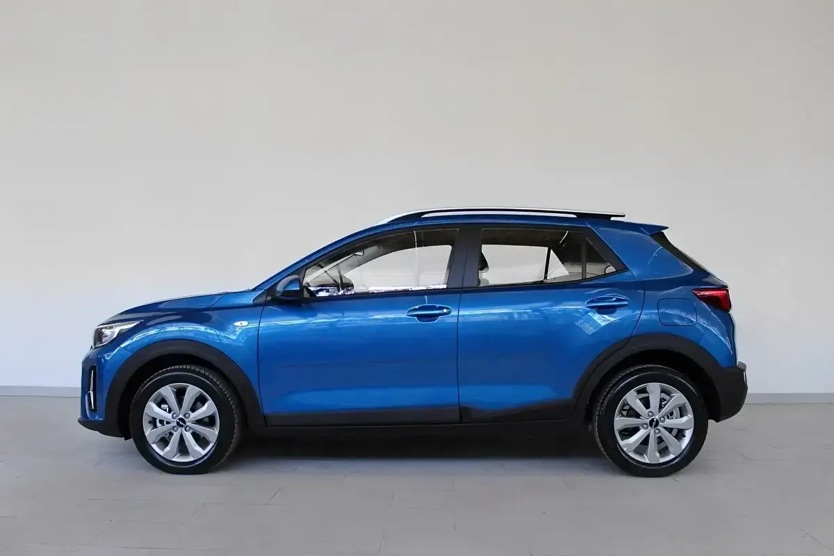 Usado Kia Stonic Plus 84 CV (61 kW) 2022 Azul SUV