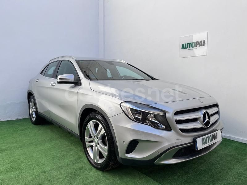 Gris / plata Usado 2014 Mercedes GLA200 Urban SUV | 12.990 € (Buen precio) - Imagen 1/4