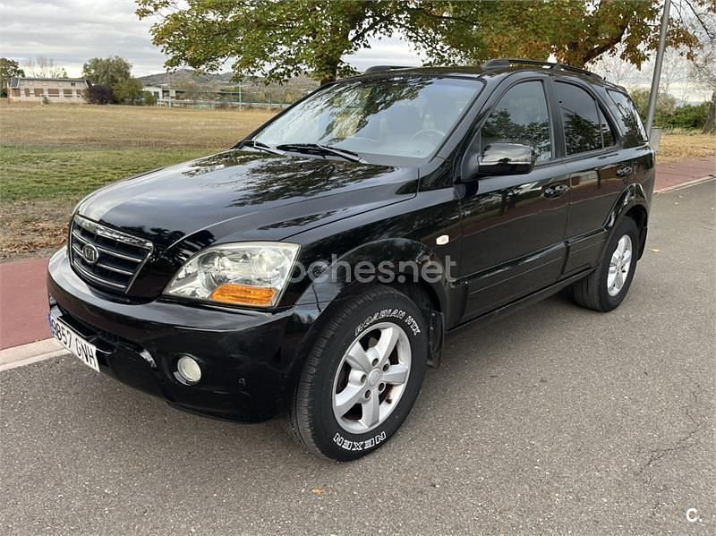 Negro Usado 2009 Kia Sorento Active SUV | 7900 € (Precio justo) - Imagen 1/4