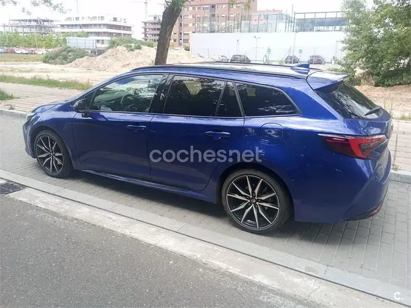 Usado Toyota Corolla Sport 196 CV (144 kW) 2025 Azul Familiar