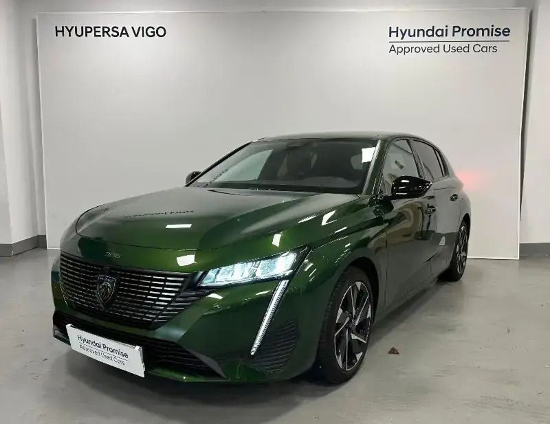 Verde Usado 2022 Peugeot 308 Allure | 19.990 € (Caro) - Imagen 1/4