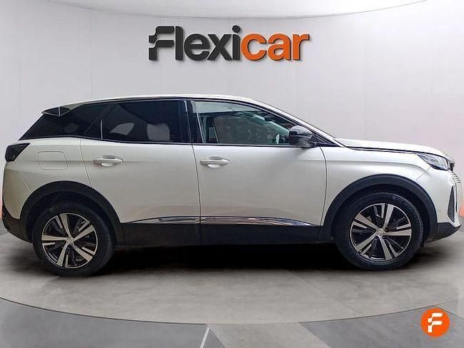 Usado Peugeot 3008 Allure 130 CV (95 kW) 2022 Blanco SUV
