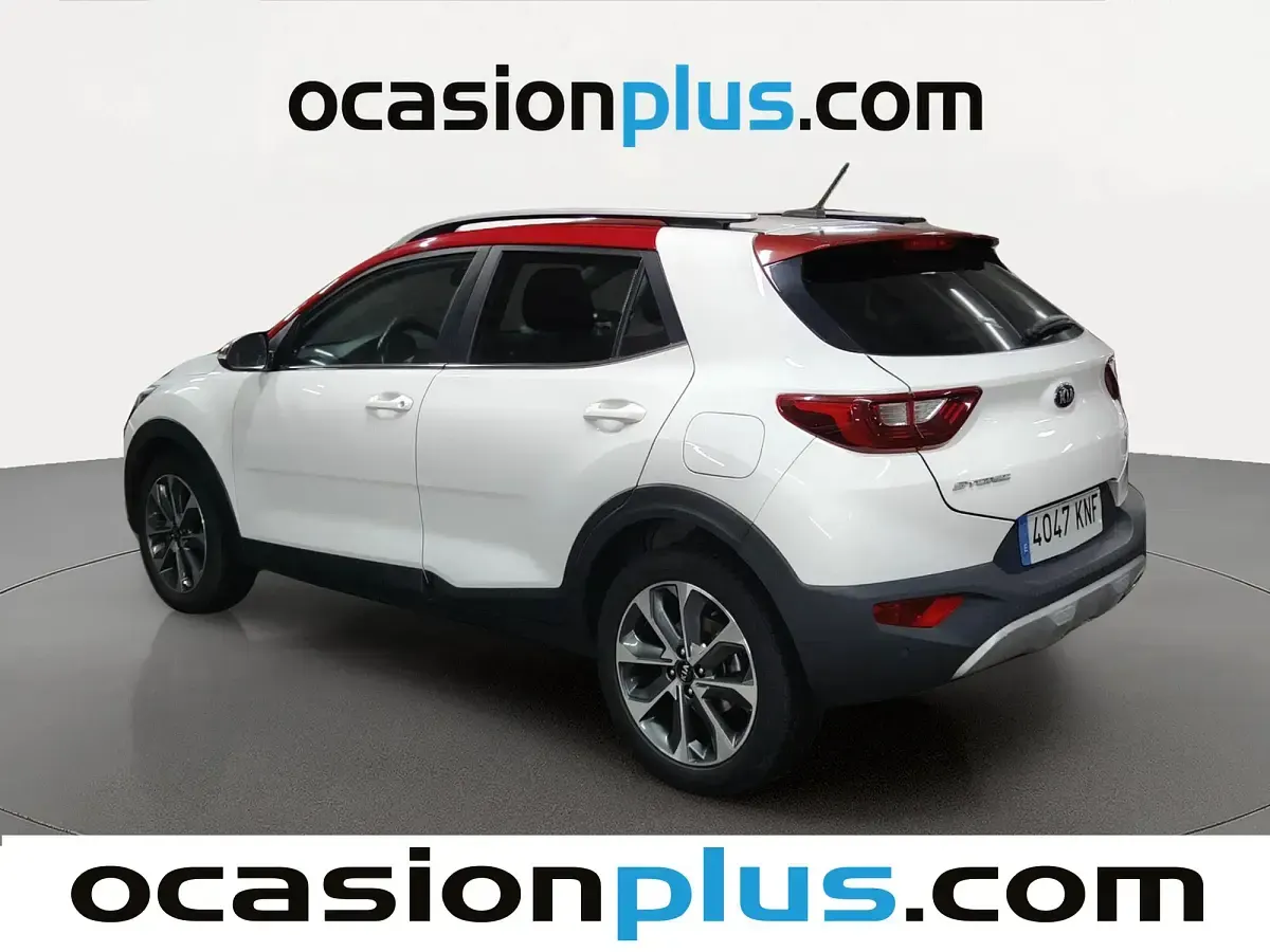 Usado Kia Stonic 120 CV (88 kW) 2018 Blanco SUV