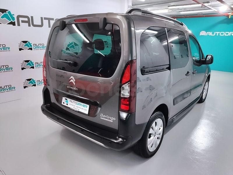 Usado Citroën Berlingo Feel 100 CV (73 kW) 2017 Marrón Monovolumen