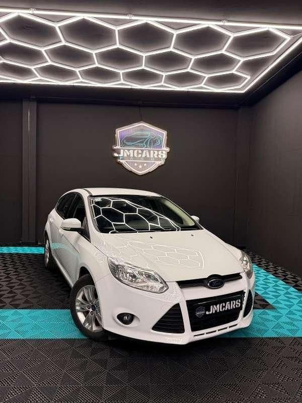 Usado Ford Focus S 125 CV (91 kW) 2014 Blanco Utilitario