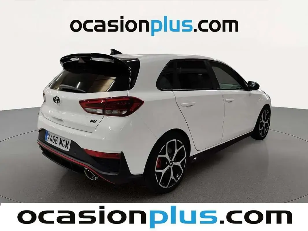 Usado Hyundai i30 250 CV (183 kW) 2022 Blanco Utilitario