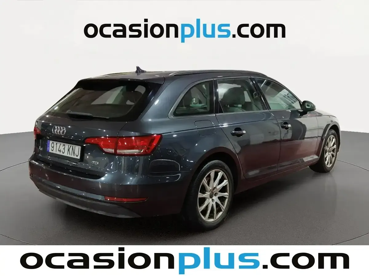 Usado Audi A4 Advanced Plus 190 CV (139 kW) 2018 Gris Familiar