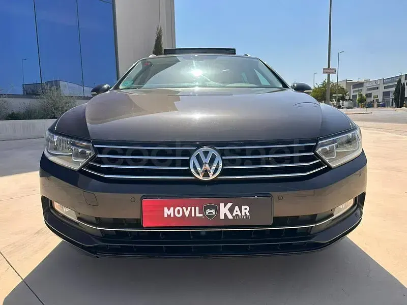 Usado VW Passat Edition 120 CV (88 kW) 2016 Gris / plata Familiar