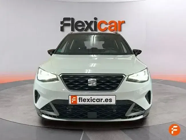 Usado Seat Arona Xperience 115 CV (84 kW) 2024 Blanco SUV