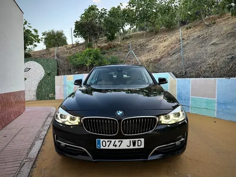 Usado BMW 320 Luxury Line 190 CV (139 kW) 2017 Negro Berlina