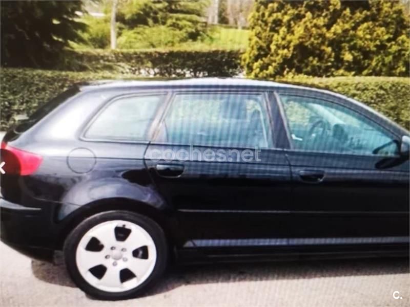 Negro Usado 2005 Audi A3 Sportback Ambition Berlina | 4200 € (Buen precio) - Imagen 1/4