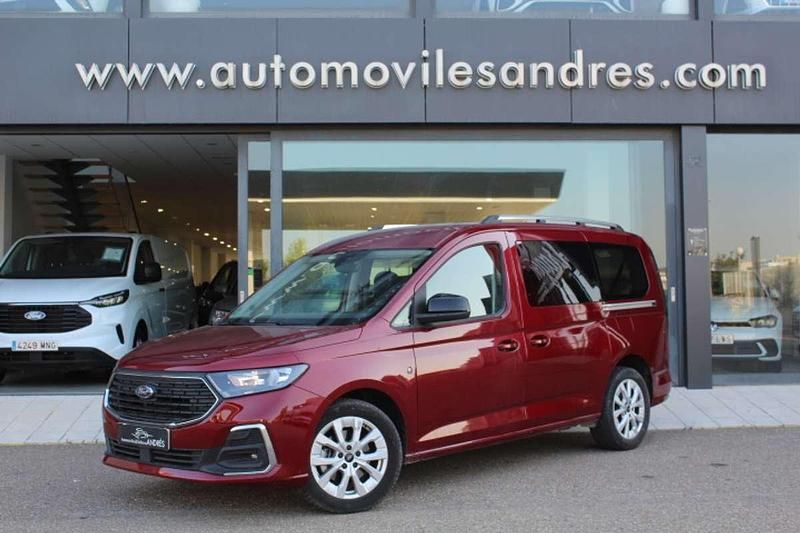 Rojo Usado 2024 Ford Tourneo Connect Titanium Monovolumen | 32.900 € (Caro) - Imagen 1/4