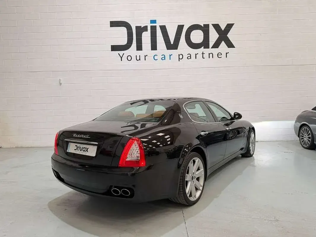 Usado Maserati Quattroporte 431 CV (317 kW) 2010 Negro Berlina