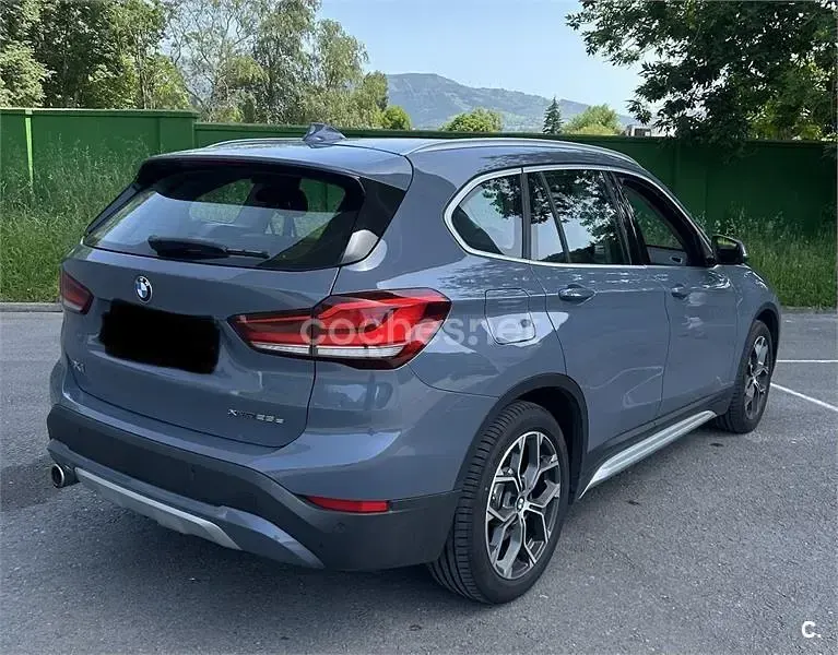 Usado BMW X1 220 CV (161 kW) 2021 Gris / plata SUV