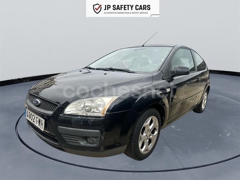 Negro Usado 2007 Ford Focus Trend Berlina | 3500 € (Precio justo) - Imagen 1/4