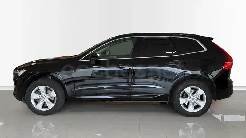Usado Volvo XC60 Core 197 CV (144 kW) 2022 Negro SUV