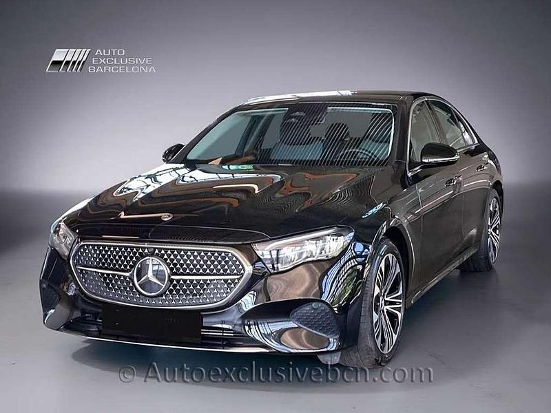 Negro Usado 2024 Mercedes E300 Berlina | 58.500 € (Super precio) - Imagen 1/4