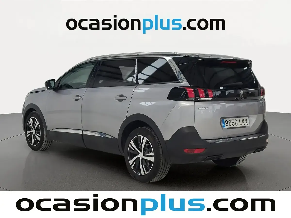 Używany Peugeot 5008 Allure 130 KM (95 kW) 2020 Szary SUV