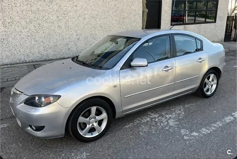 Usado Mazda 3 Active 109 CV (80 kW) 2006 Gris / plata Berlina