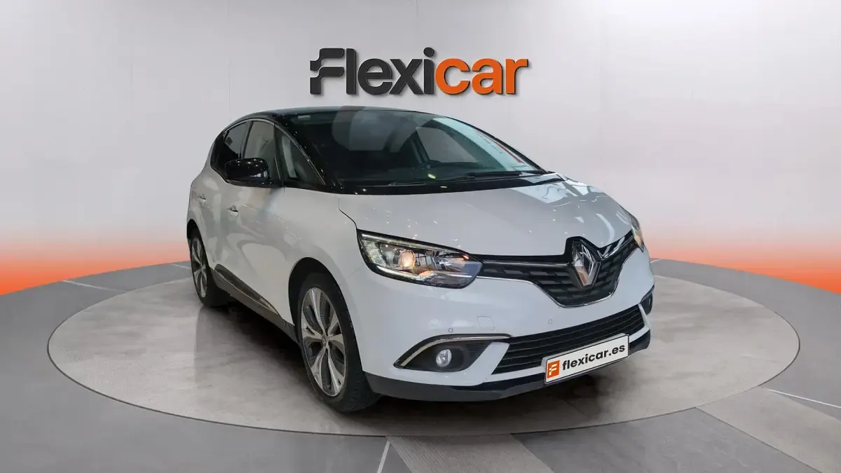 Usado Renault Scenic E-Tech Intens 131 CV (96 kW) 2017 Monovolumen