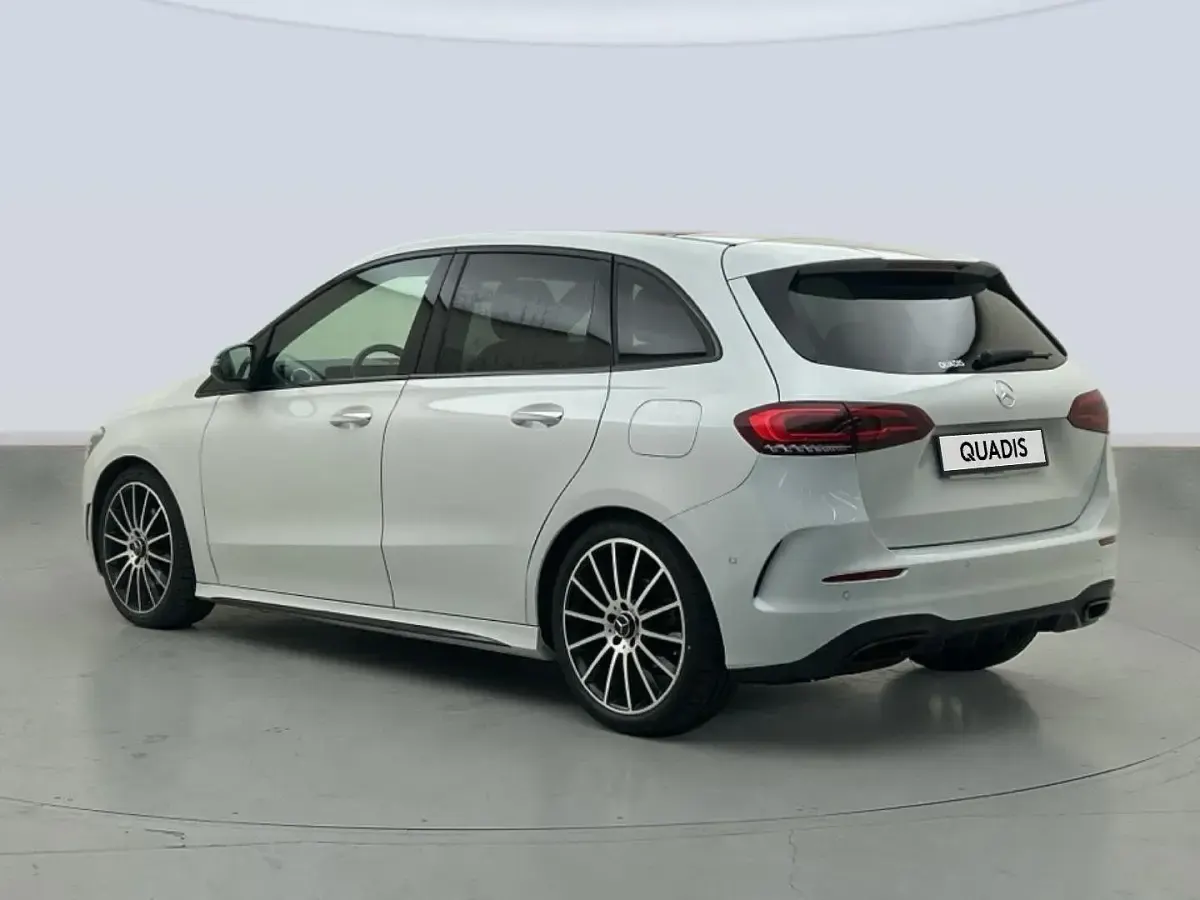Usado Mercedes B180 116 CV (85 kW) 2021 Blanco Utilitario