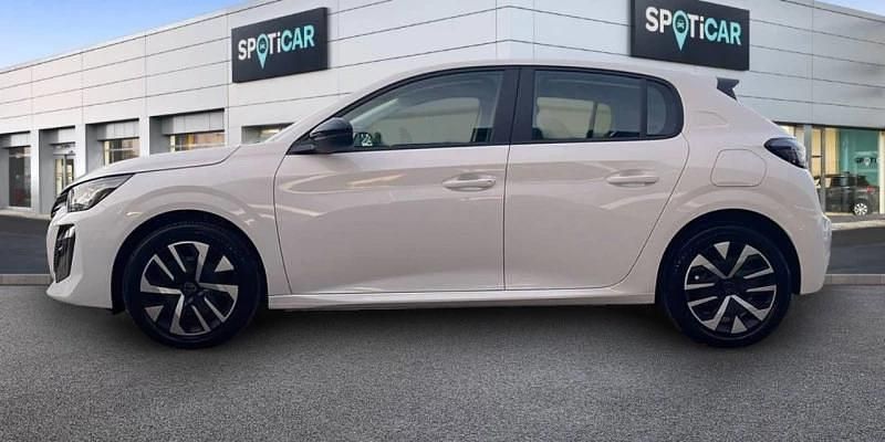 Blanco Usado 2024 Peugeot 208 Active Utilitario | 12.900 € (Precio justo) - Imagen 1/3