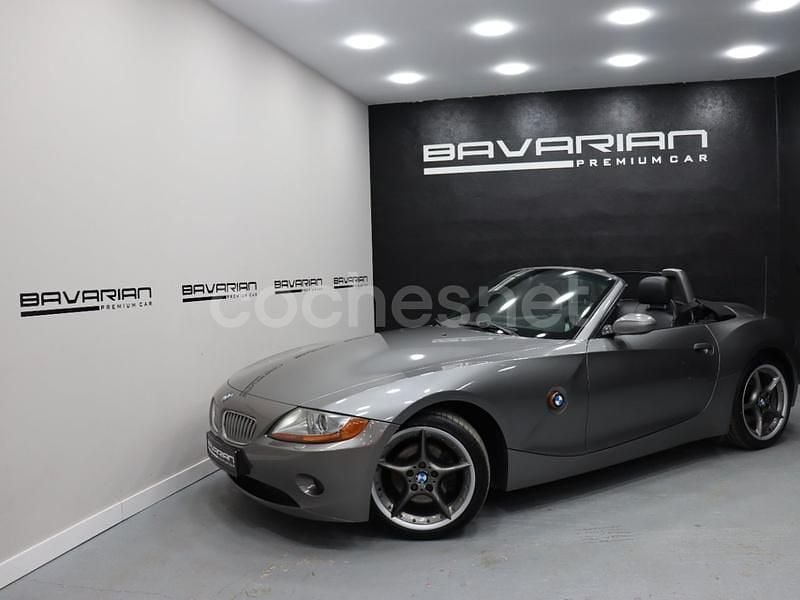 Gris / plata Usado 2003 BMW Z4 Descapotable | 13.990 € (Precio justo) - Imagen 1/4