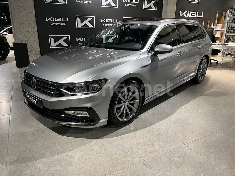 Usado VW Passat R-line 150 CV (110 kW) 2020 Gris / plata Familiar