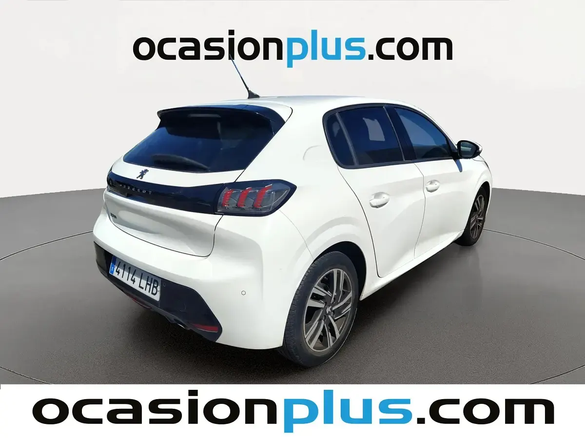 Usado Peugeot 208 Allure 102 CV (75 kW) 2020 Blanco Utilitario