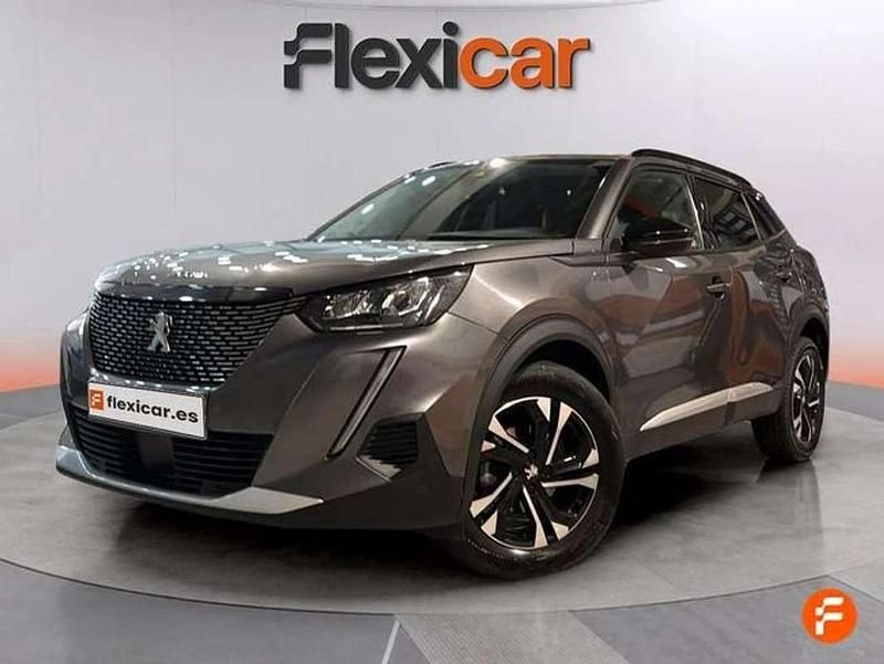 Usado Peugeot 2008 Allure 101 CV (74 kW) 2022 Gris SUV